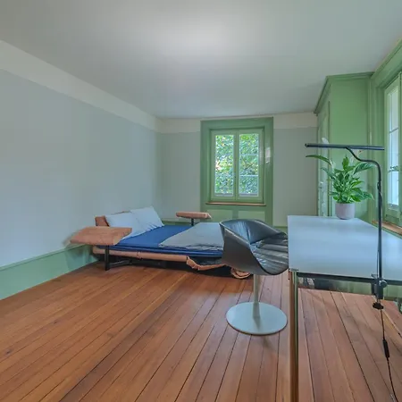 Zentrumsnahes, Stilvolles Nahe Bern-bahnhof Берн