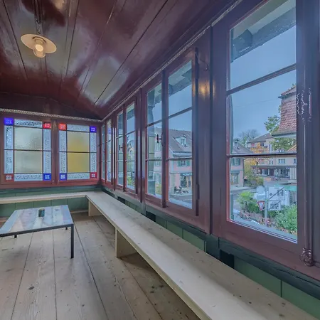 Zentrumsnahes, Stilvolles Nahe Bern-bahnhof Апартаменты Берн