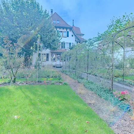 Zentrumsnahes, Stilvolles Nahe Bern-bahnhof Apartament Berno