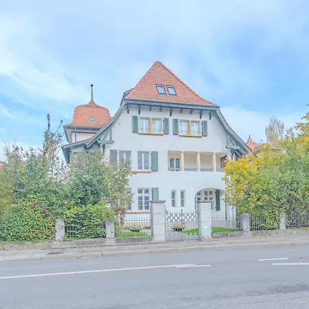 Zentrumsnahes, Stilvolles Nahe Bern-bahnhof Апартаменты