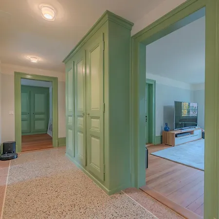 Zentrumsnahes, Stilvolles Nahe Bern-bahnhof Apartment *