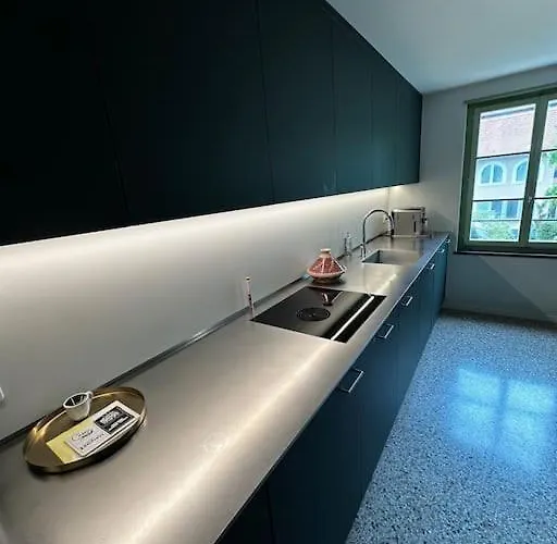 Zentrumsnahes, Stilvolles Nahe Bern-bahnhof Apartament