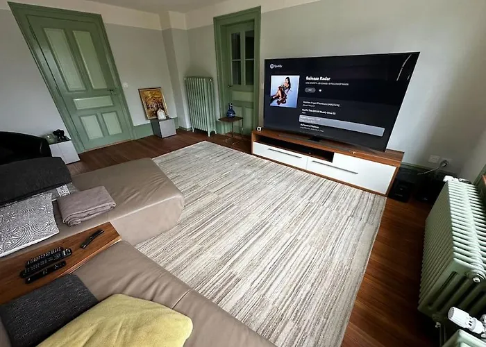 Zentrumsnahes, Stilvolles Nahe Bern-bahnhof Berno