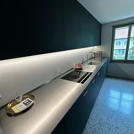 Zentrumsnahes, Stilvolles Nahe Bern-bahnhof Апартаменти